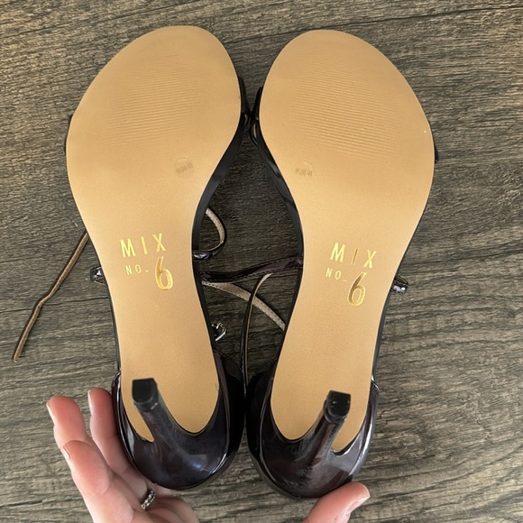 NEW Mix No. 6 Purple Heels - Picture 4 of 7